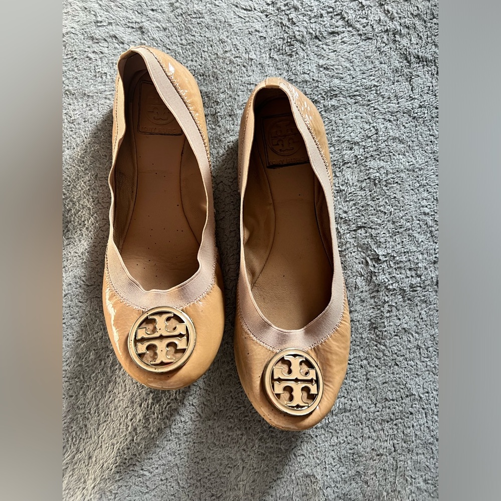 Tory Burch nude flats size 9 used condition